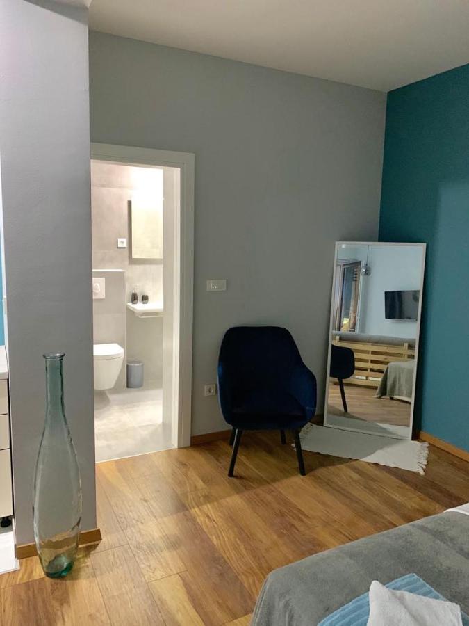 Deluxe Suites Mandic Omis Bagian luar foto