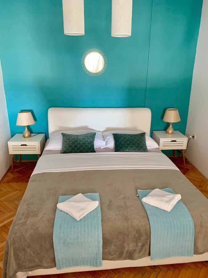 Deluxe Suites Mandic Omis Bagian luar foto