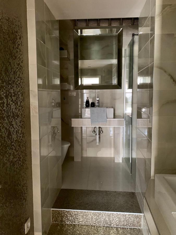 Deluxe Suites Mandic Omis Bagian luar foto
